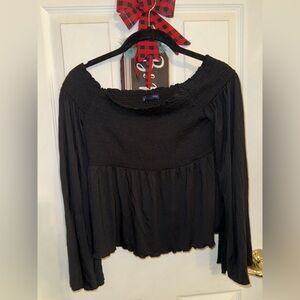 Black Long-Sleeved Strapless Woman’s American Eagle Top